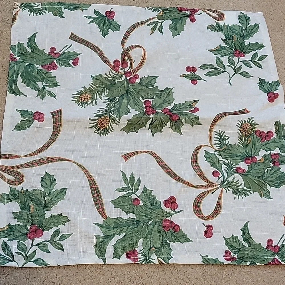 Set of 3 Christmas Napkins Holly Plaid Ribbon Ivory Red Green Gold